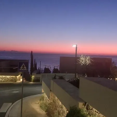 Sun And The Lovely Sea View *